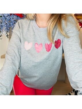 Self Love 💕 (lightweight sweatshirt) Heart Valentines Day NWOT Medium